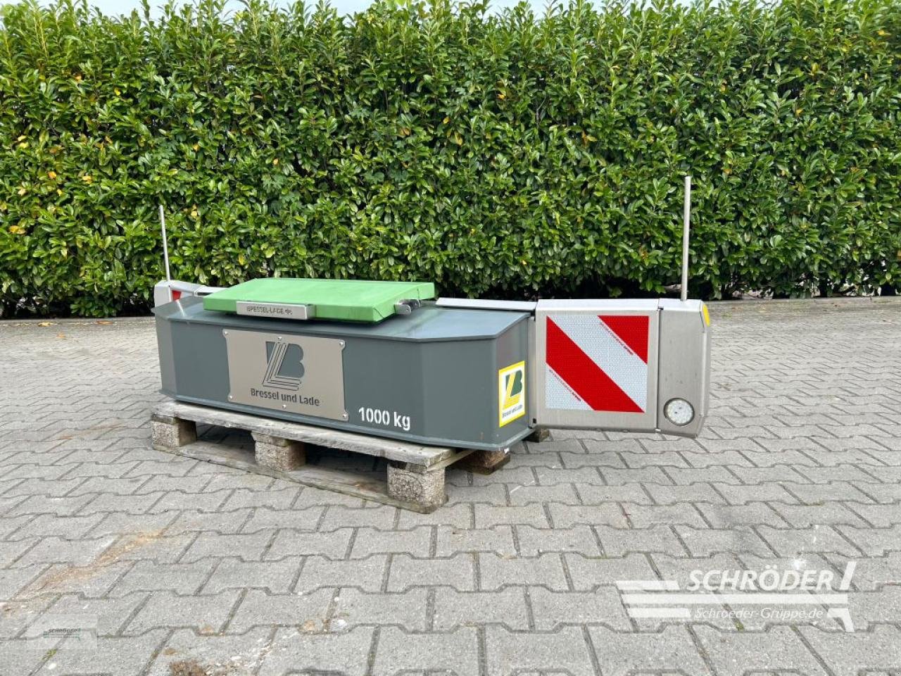 Frontgewicht des Typs Bressel & Lade FRONTGEWICHT FHG 1000 SF (G35) | NEU, Gebrauchtmaschine in Wildeshausen (Bild 1)